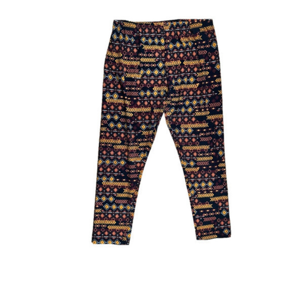 🌷 No Boundaries Harvest Patterned Cropped Capri Leggings